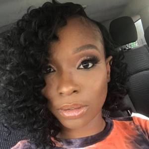 Meet your Posher, Ebony